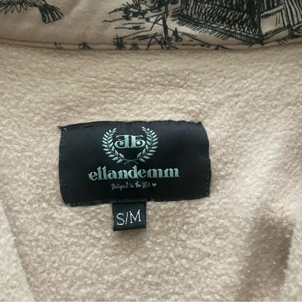 Toile Elleandemm Cream and Black Zip Up Sweater with High Collar - Picture 2 of 5